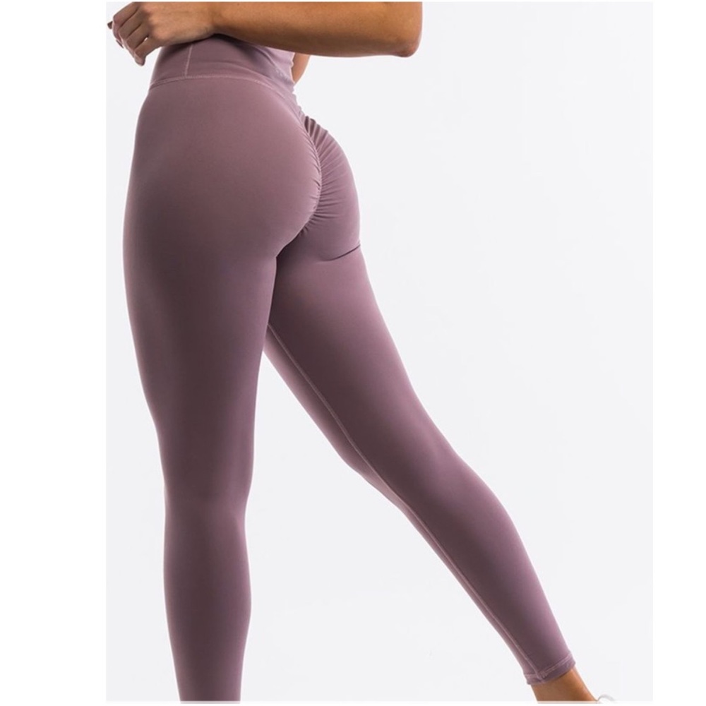 ECHT SCRUNCH LEGGINGS